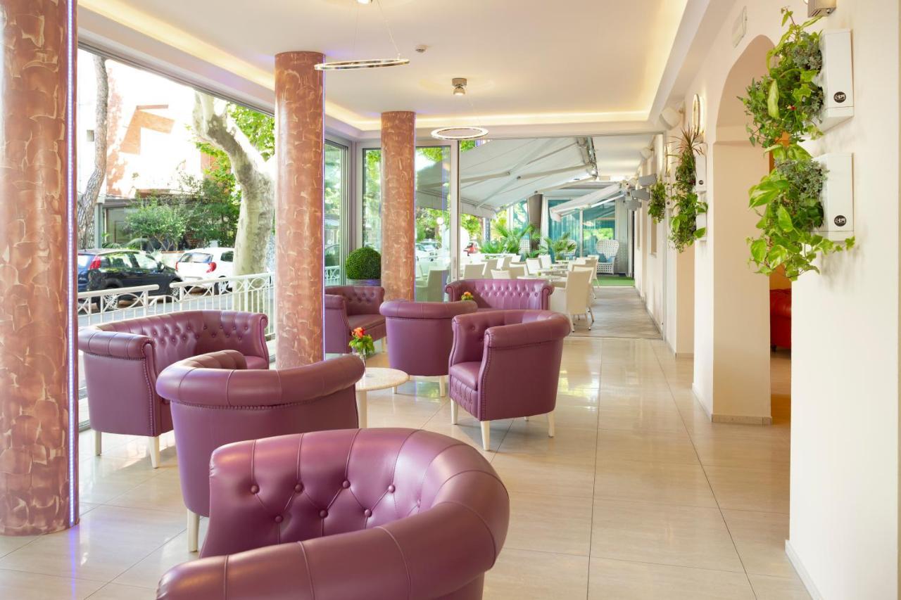 Hotel Castellucci Bellaria-Igea Marina Exterior foto