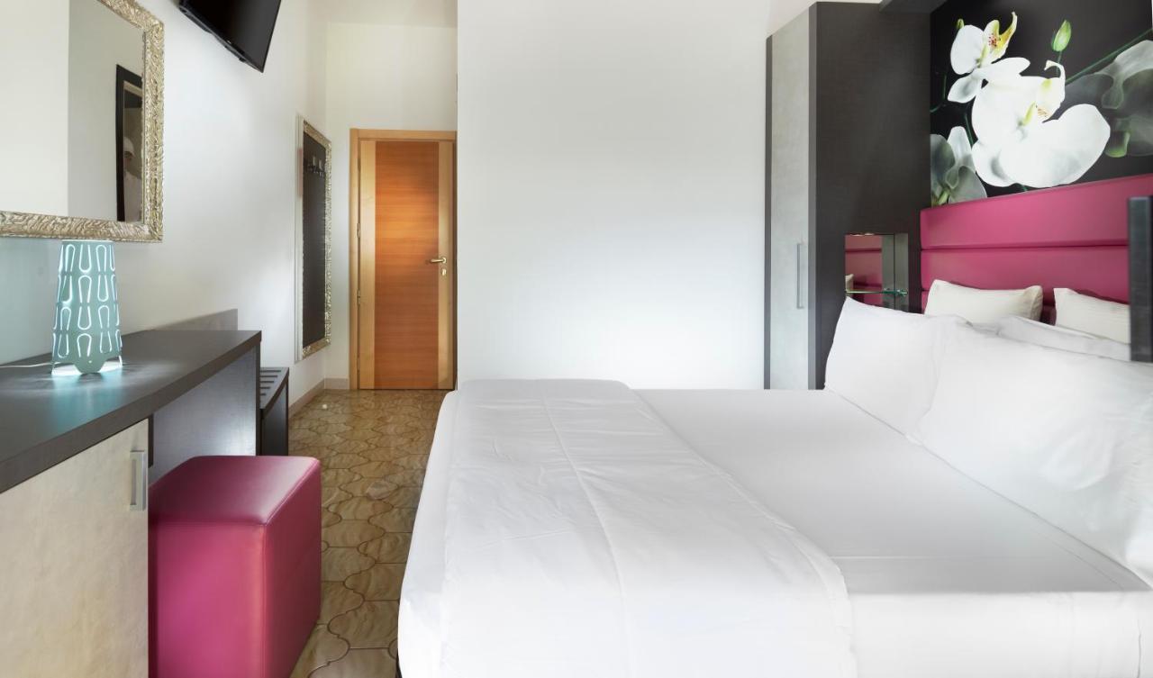 Hotel Castellucci Bellaria-Igea Marina Exterior foto